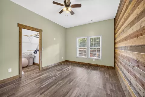 Bedroom - 7240 Hook Ridge Rd, Monroe, TN 38573 photo 3 of 4