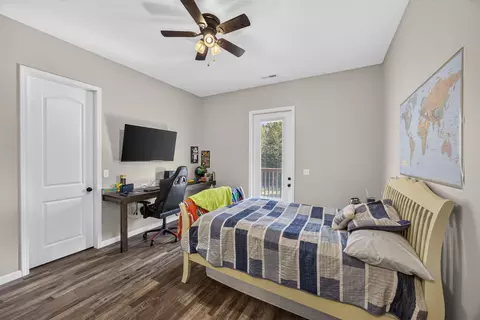 Bedroom - 7240 Hook Ridge Rd, Monroe, TN 38573 photo 2 of 4