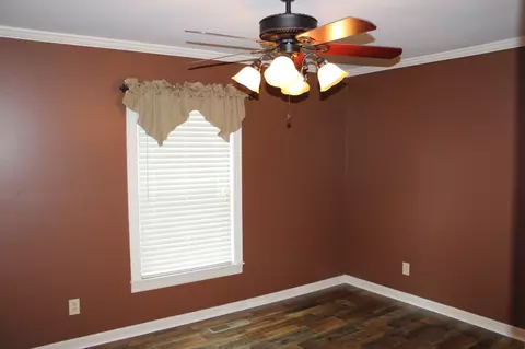 Bedroom - 4533 Vervilla Rd, Morrison, TN 37357 photo 2 of 3