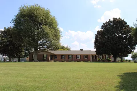 Exterior - 4533 Vervilla Rd, Morrison, TN 37357 photo 2 of 6