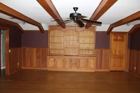 Living - 4533 Vervilla Rd, Morrison, TN 37357 photo 6 of 7