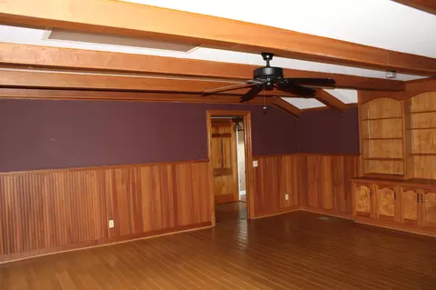 Living - 4533 Vervilla Rd, Morrison, TN 37357 photo 7 of 7