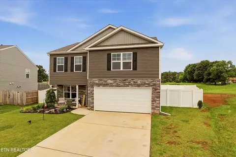 1248 Cole Dr, Talbott, TN 37877 photo 3