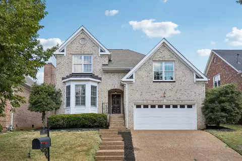 915 Cherry Plum Ct, Nashville, TN 37215