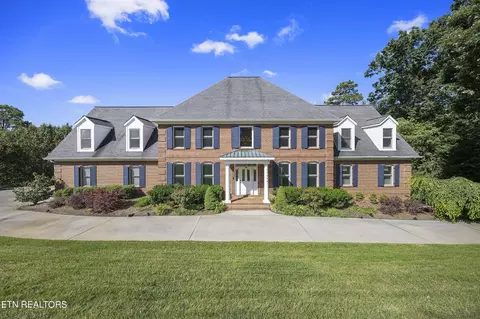 617 Commodore Ln, Knoxville, TN 37934