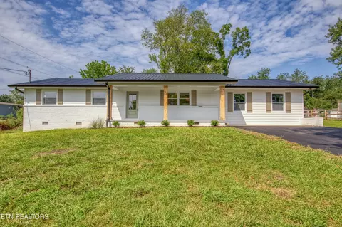 2707 Harris Rd, Knoxville, TN 37924