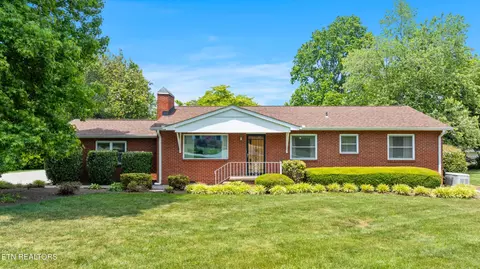 7005 Downing Dr, Knoxville, TN 37909