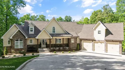 237 Lakemont Ln, Caryville, TN 37714