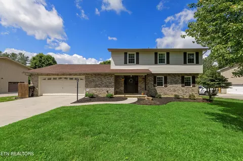 7707 Camberley Dr, Powell, TN 37849