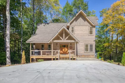 2743 Owls Cove Way, Sevierville, TN 37862