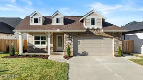 131 E Westcott Overlook, Oak Ridge, TN 37830