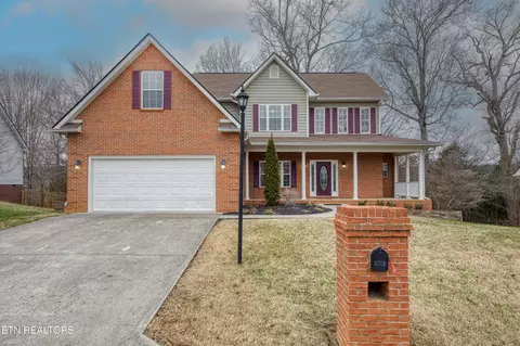 4908 Ivy Rose Dr, Knoxville, TN 37918