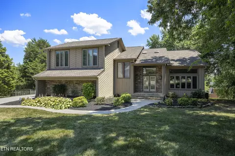 414 Doublehead Ln, Knoxville, TN 37909