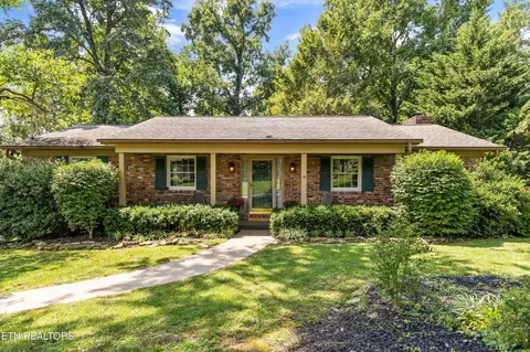 929 Corning Rd, Knoxville, TN 37923