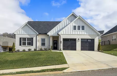 10963 Glory Maple Ln, Knoxville, TN 37932