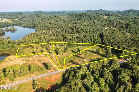 91011 Shiners Bluff Dr, Madisonville, TN 37354