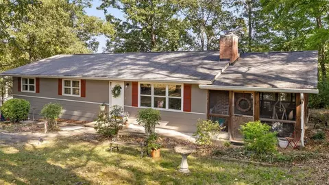 2211 Dividing Ridge Cemetery Rd, Soddy Daisy, TN 37379