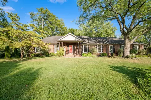 Exterior - 2814 Archer Ave, Murfreesboro, TN 37129 photo 14 of 16