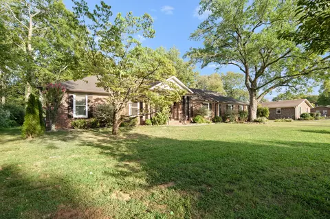 Exterior - 2814 Archer Ave, Murfreesboro, TN 37129 photo 13 of 16