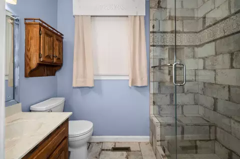 Bath - 2814 Archer Ave, Murfreesboro, TN 37129 photo 5 of 6