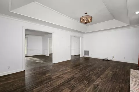 Living - 2814 Archer Ave, Murfreesboro, TN 37129 photo 5 of 8