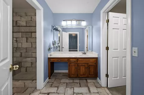 Bath - 2814 Archer Ave, Murfreesboro, TN 37129 photo 4 of 6