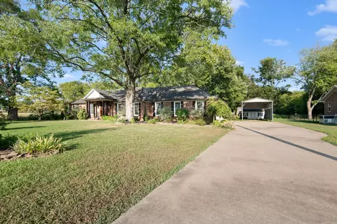Exterior - 2814 Archer Ave, Murfreesboro, TN 37129 photo 15 of 16