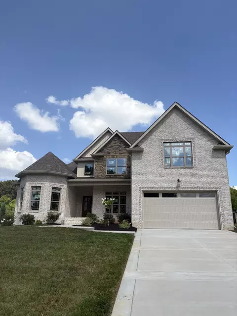 1501 Riggins Dr, Clarksville, TN 37042