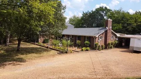 1305 Hill Lakes Ln, Lebanon, TN 37090