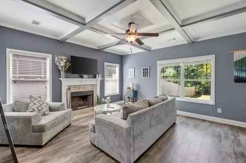 Living - 2434 Turtle Trce, Murfreesboro, TN 37127 photo 1 of 1
