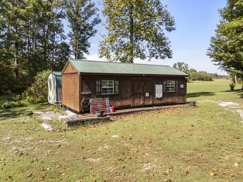 Exterior - 1432 Lecomte Rd, Dickson, TN 37055 photo 10 of 15