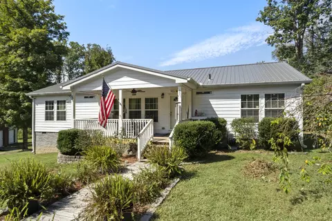 Exterior - 1432 Lecomte Rd, Dickson, TN 37055 photo 2 of 15