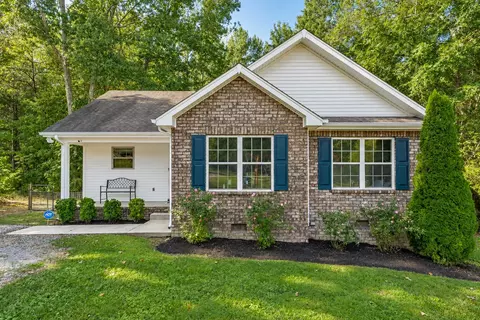 1028 Chris Dr, Portland, TN 37148