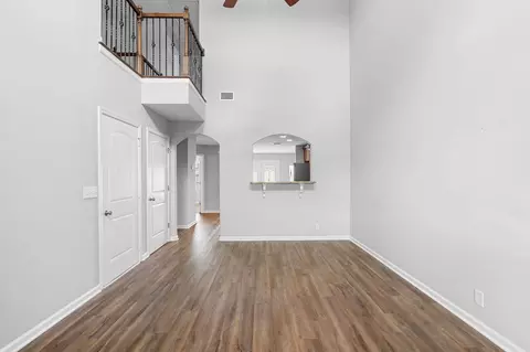 Living - 3442 Risen Star Dr, Murfreesboro, TN 37128 photo 2 of 3