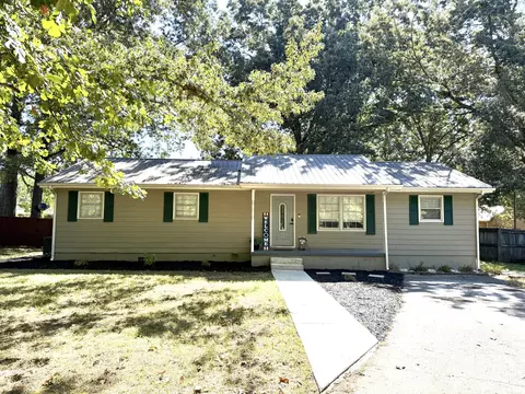 400 Cumberland Ave, Tullahoma, TN 37388