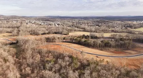6117 St Charles Dr, Arrington, TN 37014