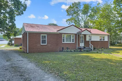 701 Stone Blvd, Tullahoma, TN 37388