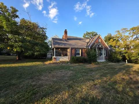 Exterior - 322 E Campbell Rd, Madison, TN 37115 photo 4 of 18
