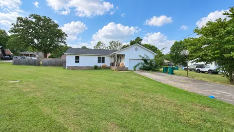 430 Liberty Ave, Lewisburg, TN 37091