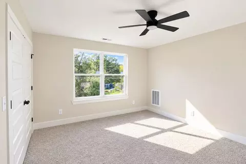 Bedroom - 6665 Hester Rd, Springfield, TN 37172 photo 3 of 3