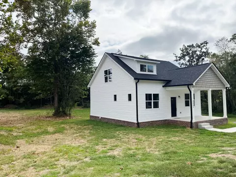 Exterior - 6665 Hester Rd, Springfield, TN 37172 photo 1 of 4