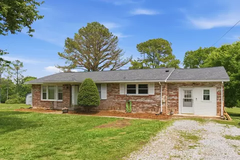 1313 Raby Ave, Shelbyville, TN 37160