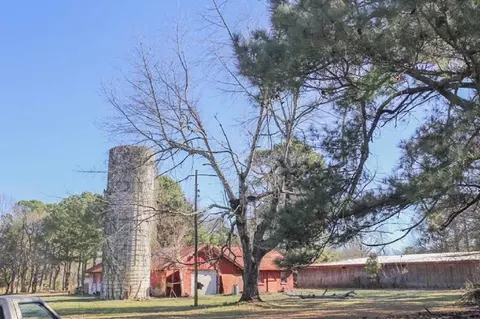 8190 Malone Rd, Olive Branch, MS 38654 photo 3
