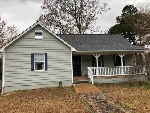 1221 N Thunderbird Dr, Hernando, MS 38632 photo 2