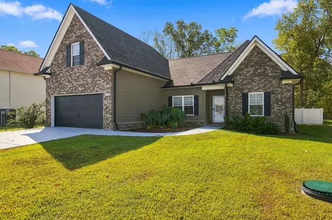 3105 Stonehorn Dr, Bell Buckle, TN 37020