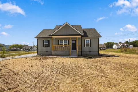 2175 Claude Fox Rd, Cornersville, TN 37047