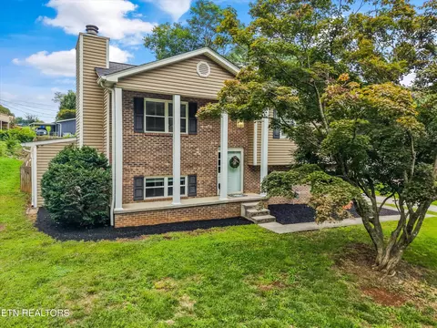 9315 Barrington Blvd, Knoxville, TN 37922