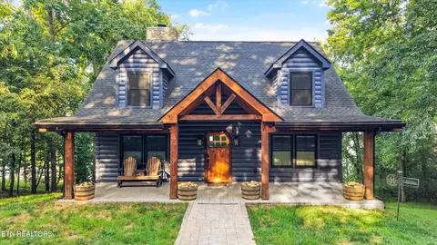 1626 Sequoyah Dr, Mooresburg, TN 37811