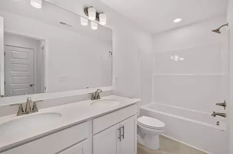 Bath - 4931 Kai Dr, Murfreesboro, TN 37129 photo 1 of 3