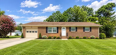 921 Horse Mountain Rd, Shelbyville, TN 37160